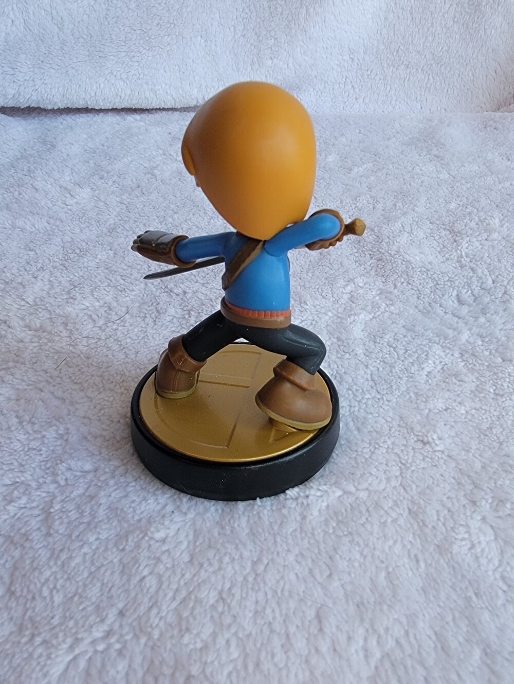 Nintendo amiibo Super Smash Bros Series Mii Swordfighter Character Figure - Picture 2 of 3